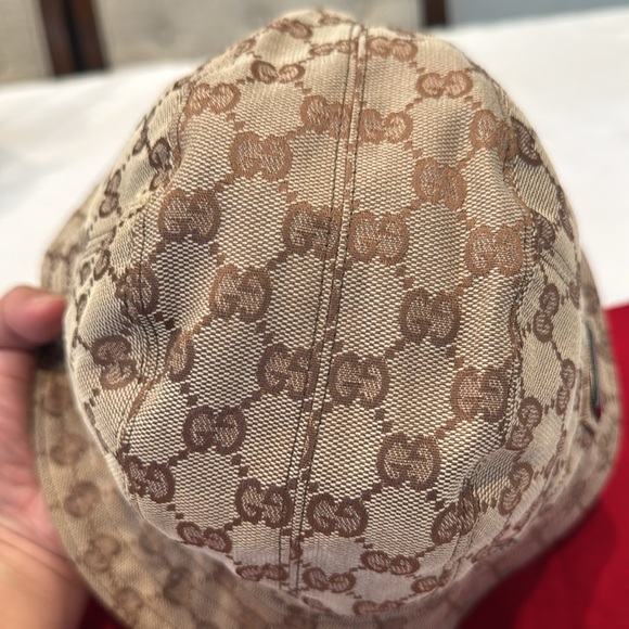 Authentic Gucci hat - Picture 5 of 9